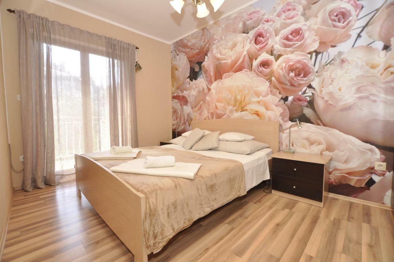 Apartment Toya Slatine Exterior foto